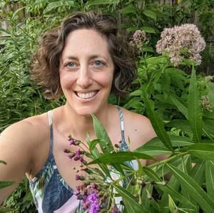 Meet your Posher, Dana